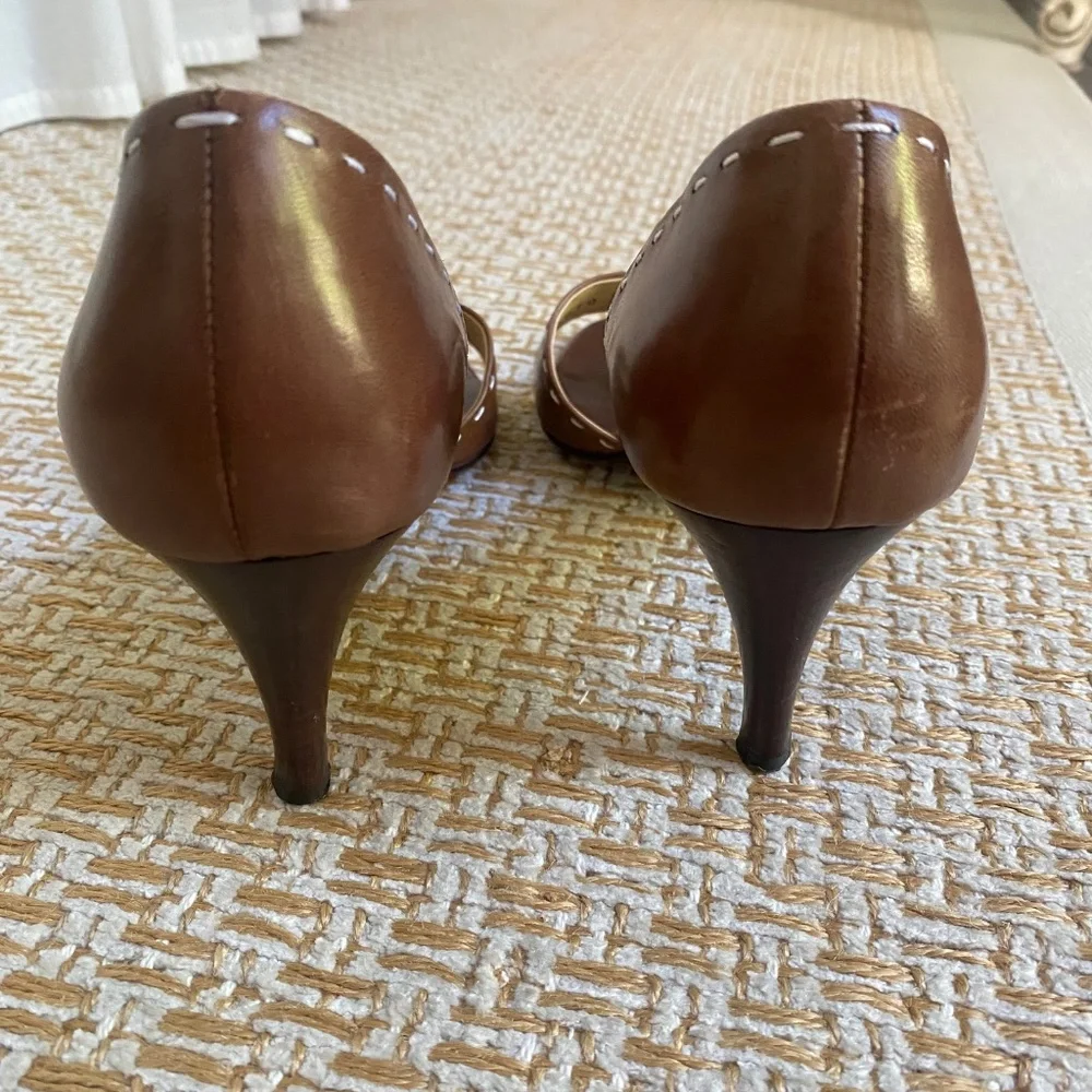 Vintage St. John Brown Open Toe Heels with Contrast Stitching 7.5 - Picture 4 of 7